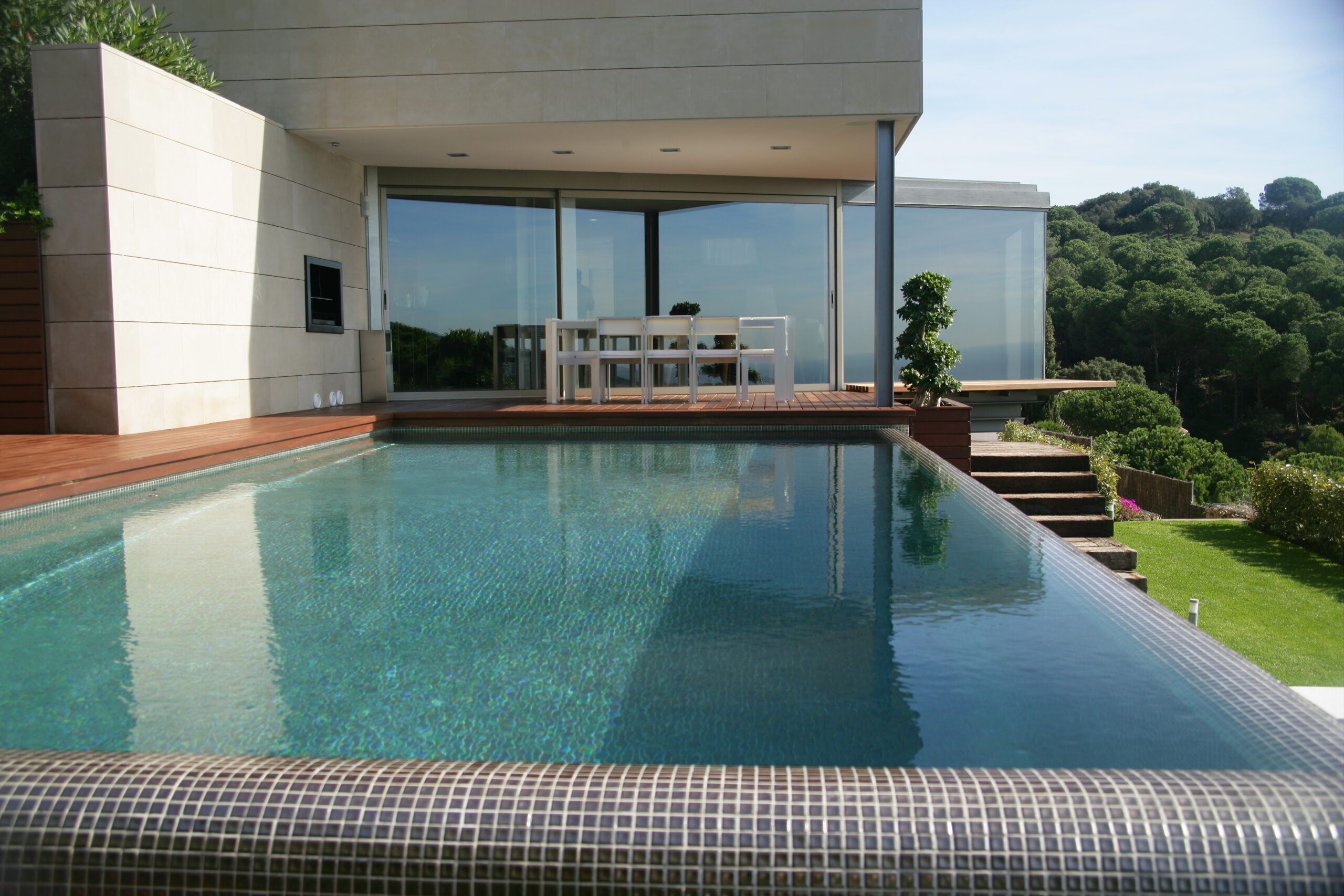 reformas al emporda piscina